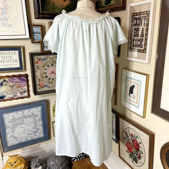 80s Vintage Sears Pastel Green Lightweight Button Front Midi Nightgown with Lace - Picture 2 of 5